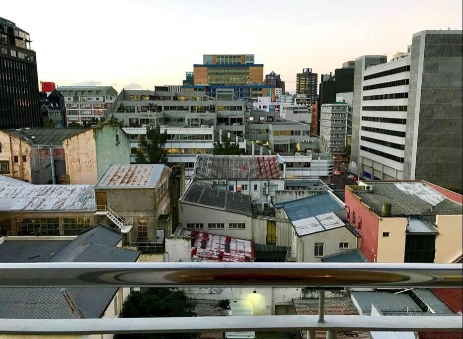 Stunning Studio Apartment In Cbd קייפטאון מראה חיצוני תמונה